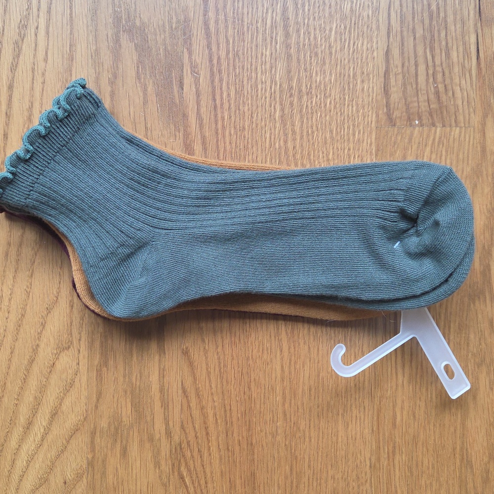 Womens Ankle Socks (New Without Tags)